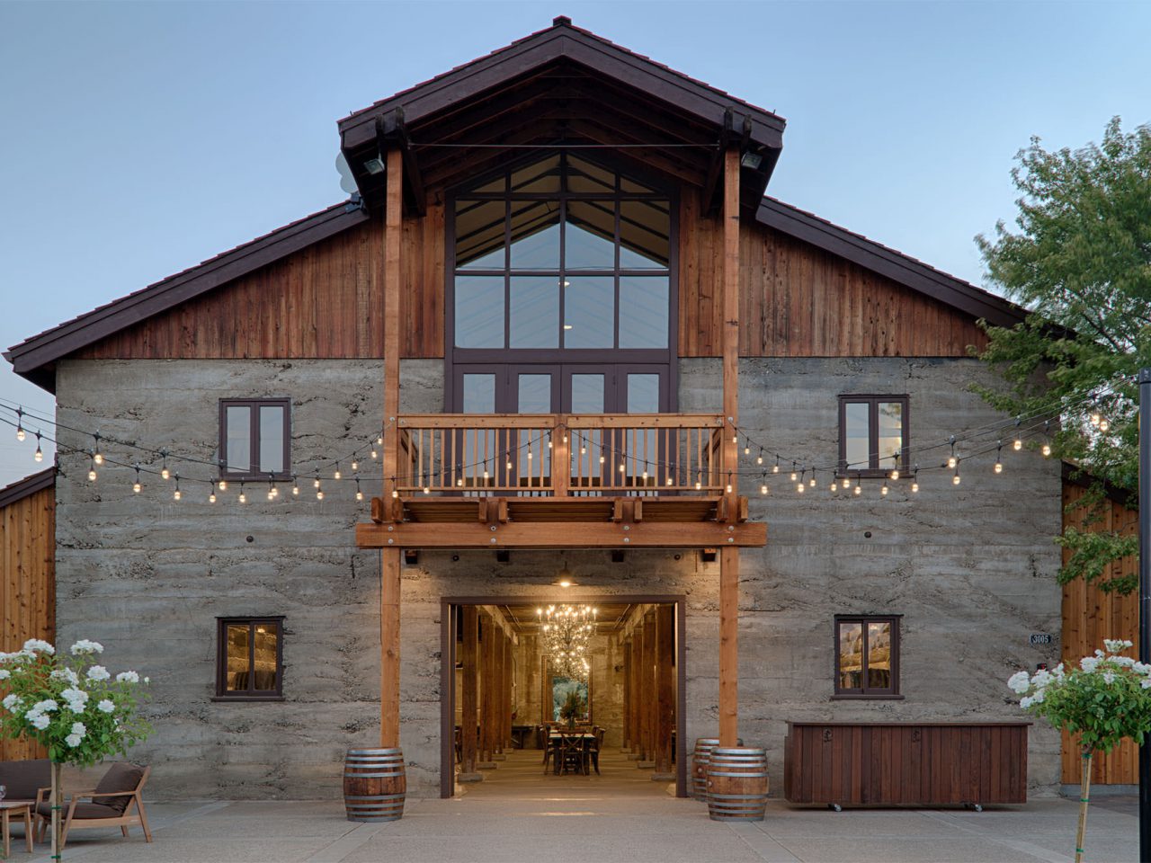 Exterior deck at Murrieta's Well winery